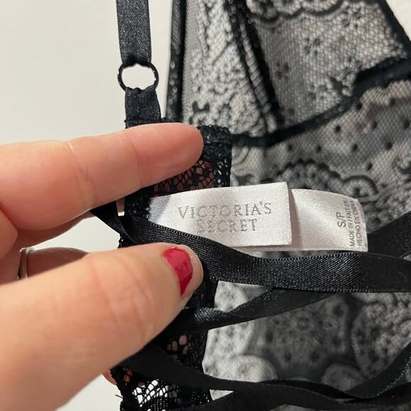 Victoria’s Secret Black Lace Babydoll Slip Top Sz S Y2K Coquette Lingerie - Picture 8 of 11